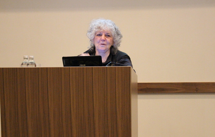 "To bakterie pierwsze rozpoczęły wojnę!", czyli wystąpienie Ady Yonath podczas BioForum 201